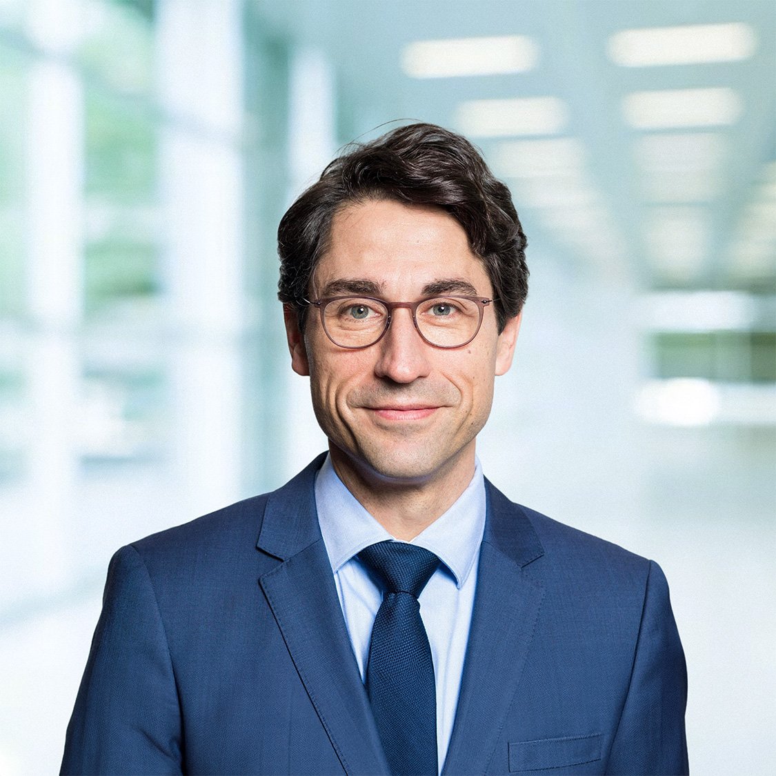 Henrik Dommisch-living BG